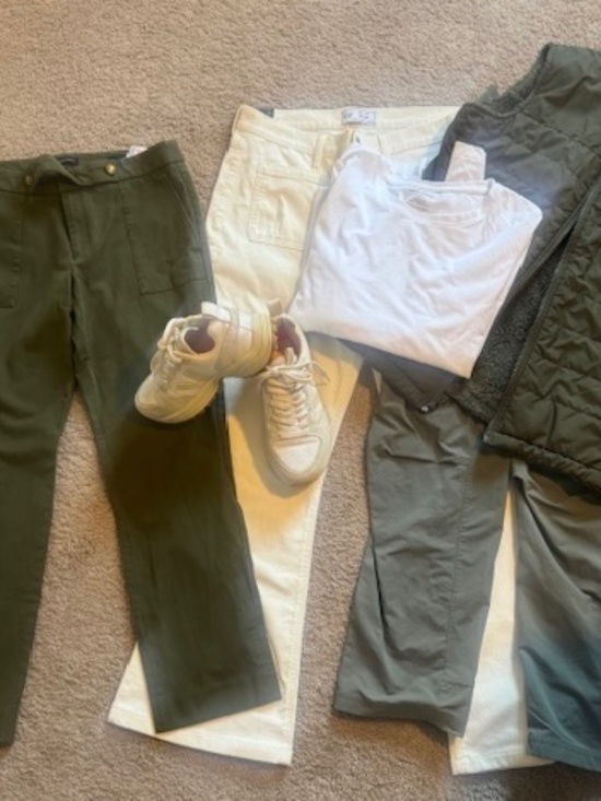 Winter Outfit Bundle Size M/L - Picture 3 of 5